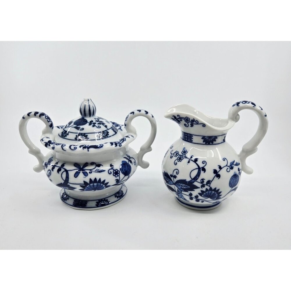 Vienna Woods Blue Onion Creamer and Sugar